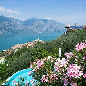 Apartment Villa Malcesine Italien